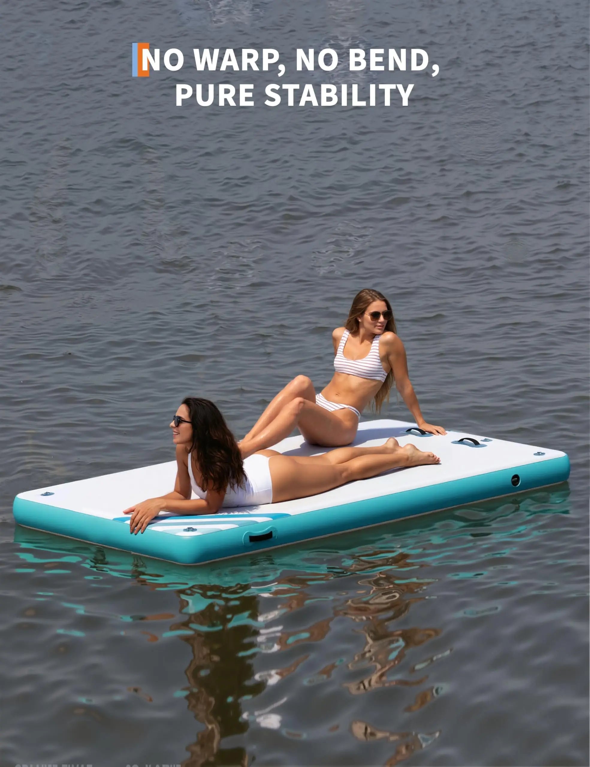 Plateforme gonflable quai sur le lac