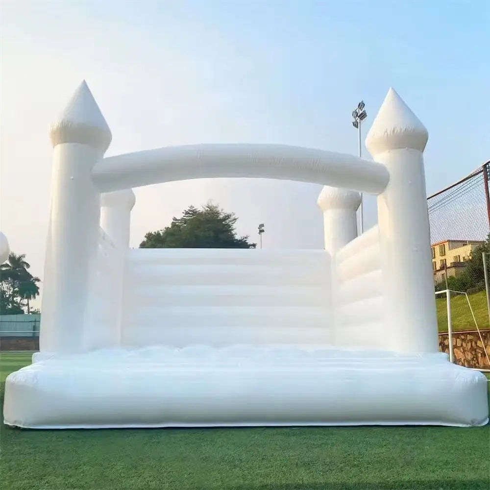 Château gonflable blanc pour mariage