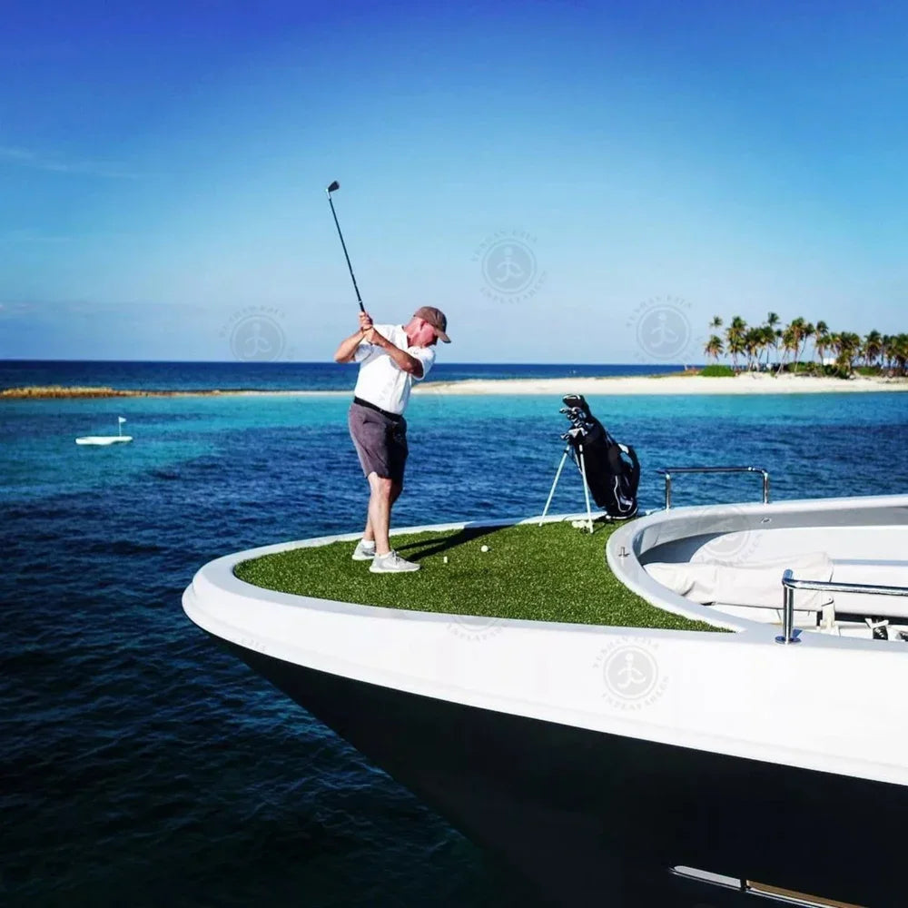 Vue rapprochée de la cible du golf gonflable flottant