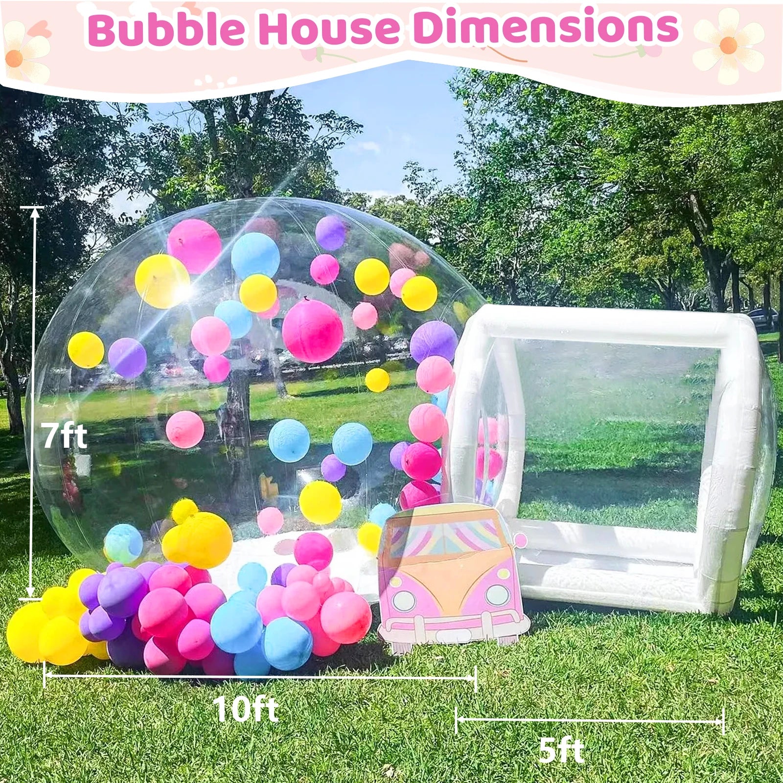 Enfants jouant dans la bulle gonflable transparente