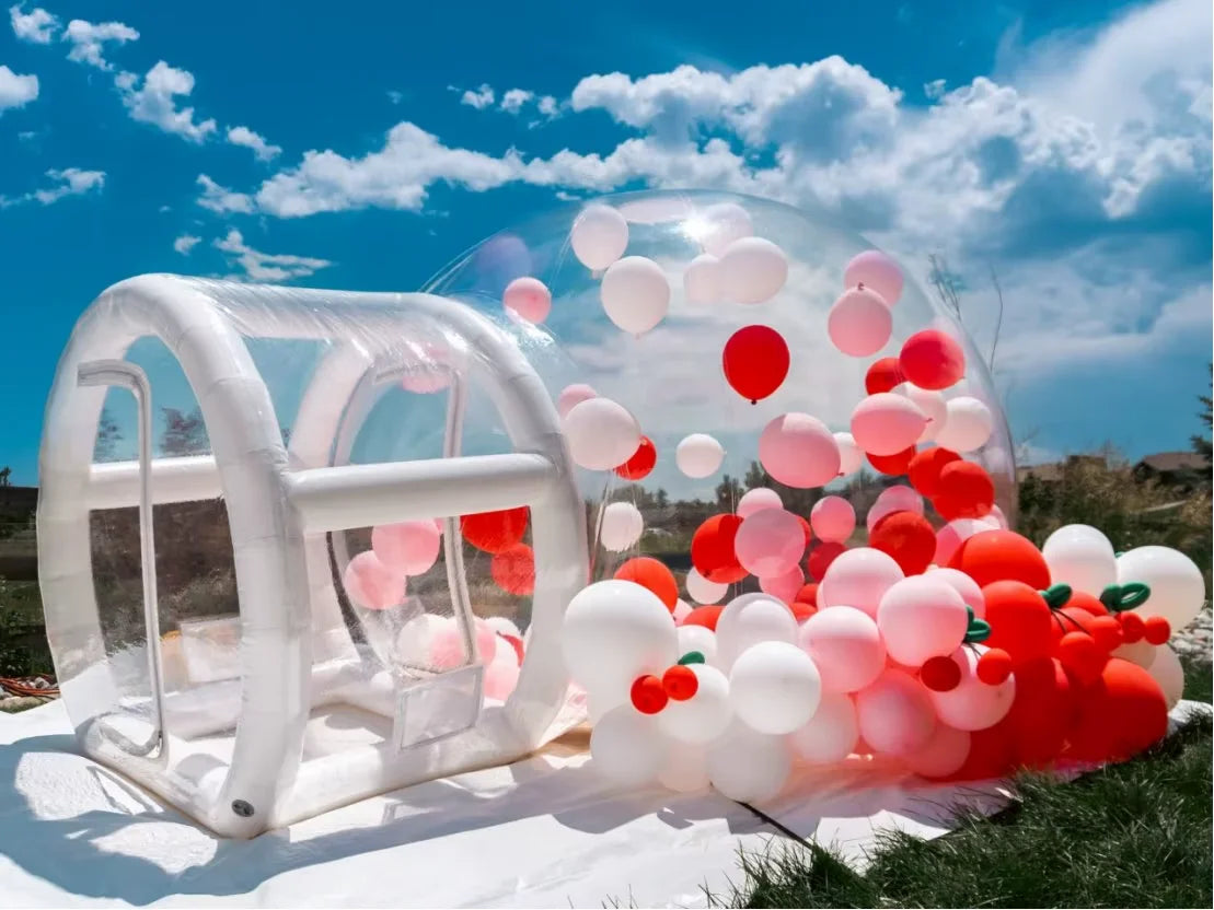 Cabine dome gonflable avec ballons décoratifs