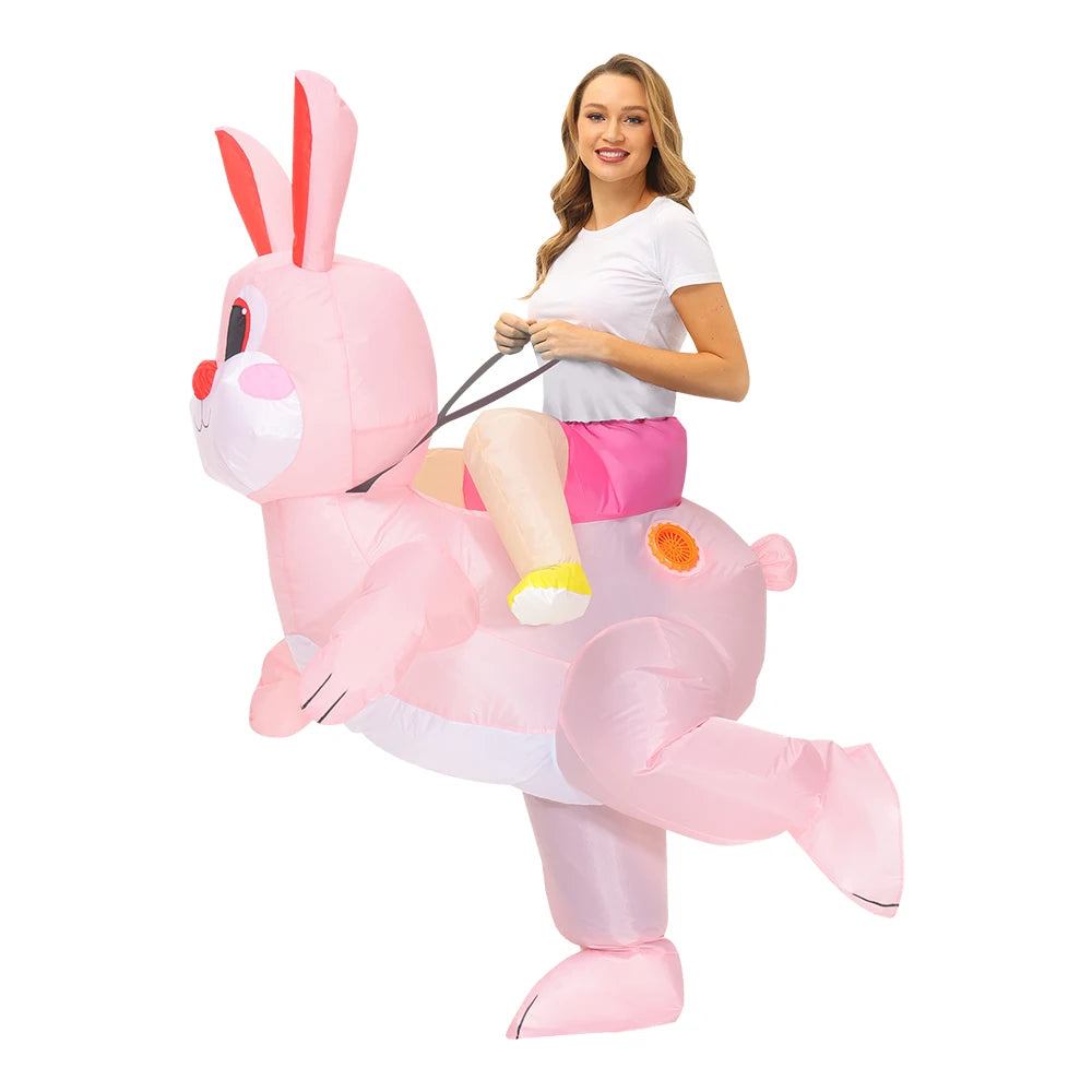 Enfant portant costume gonflable lapin anniversaire
