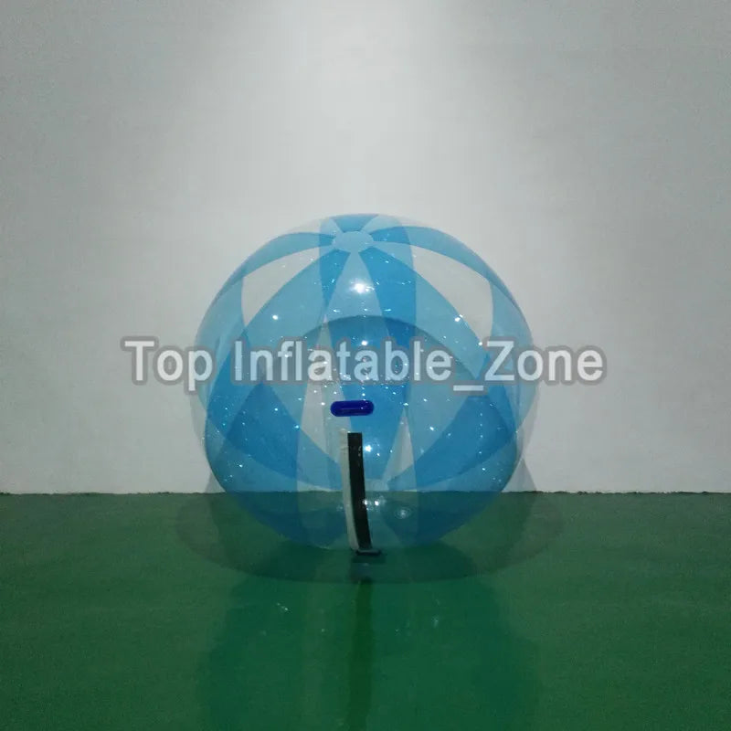 Zorb ball gonflable vue de dessus piscine