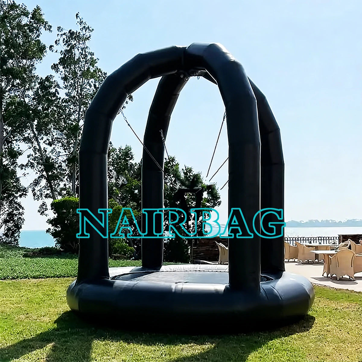 Trampoline gonflable saut élastique coloris bleu