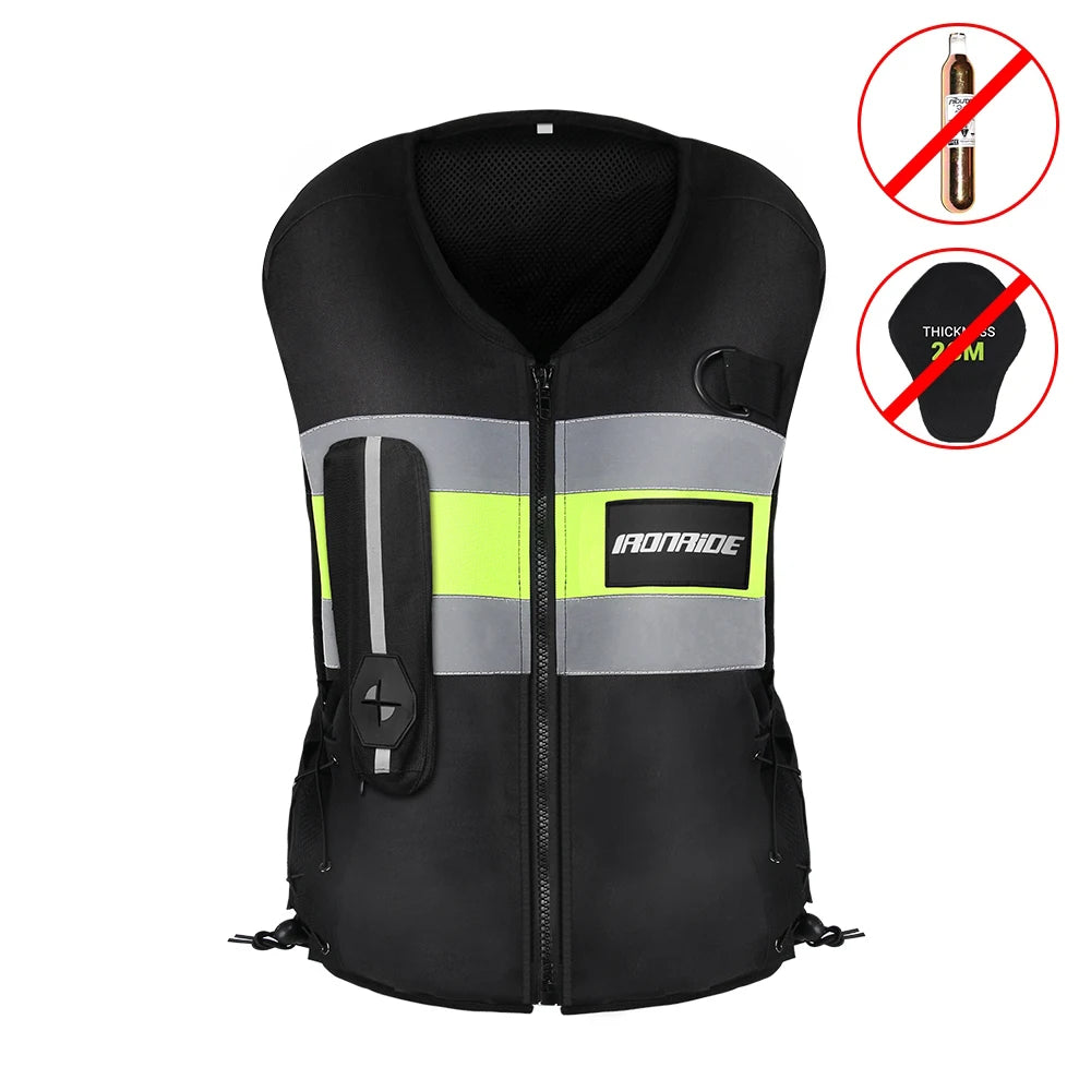 Accessoire Gonflable Gilet Airbag Moto - porté par un adulte