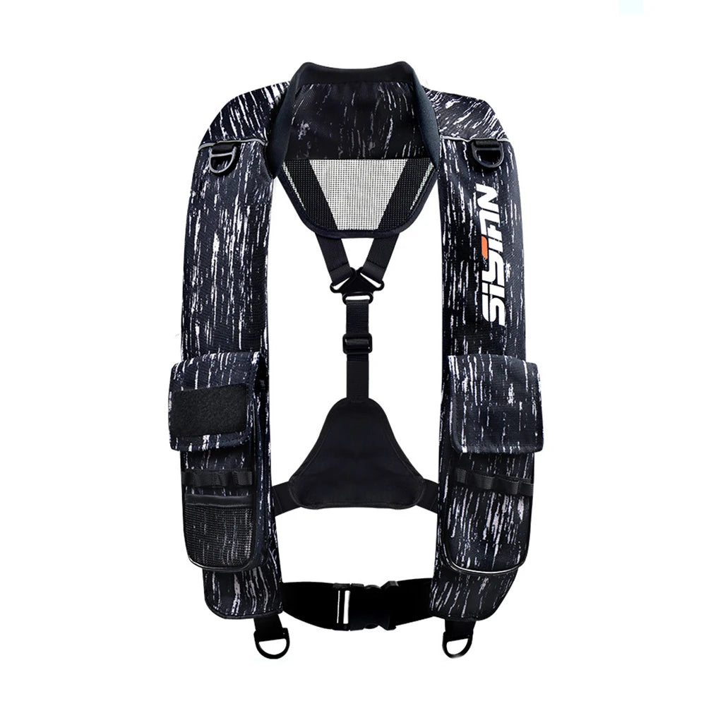Gilet de sauvetage gonflable présenté sur bateau