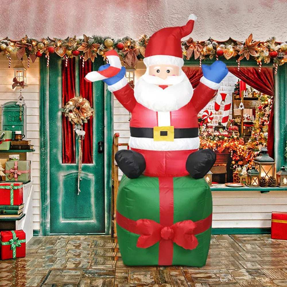Détail du visage du Père Noël gonflable géant