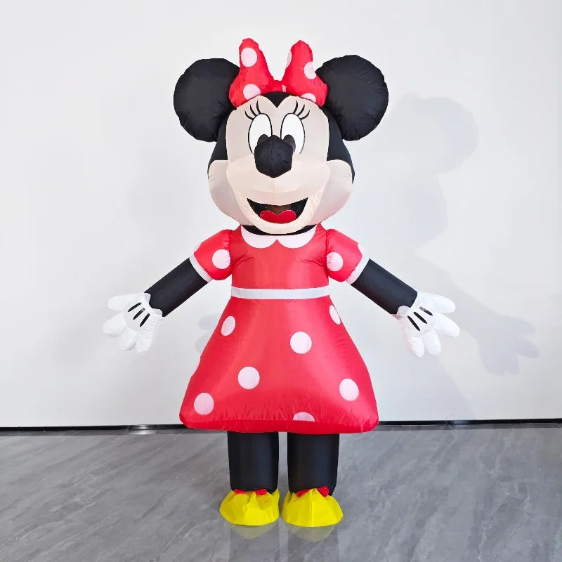 Costume gonflable mascotte porté pour une soirée d'entreprise