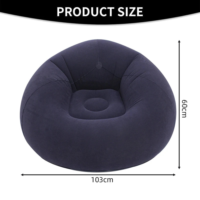 Pouf canapé gonflable gris posé sur une terrasse