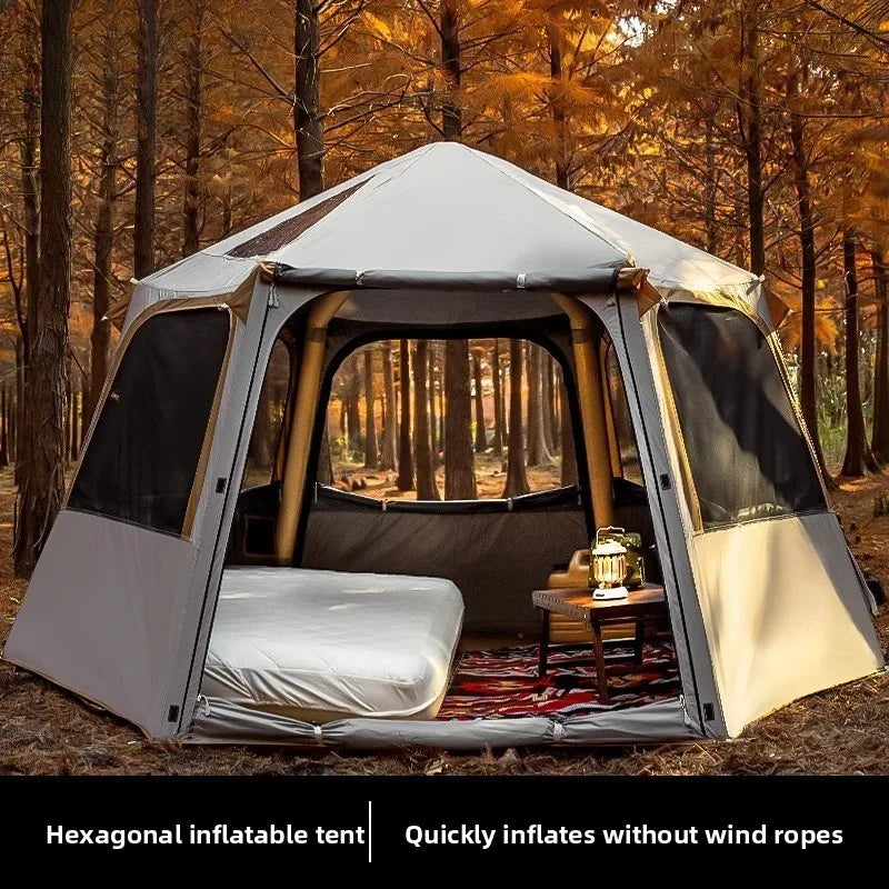 Tente gonflable hexagonale étanche installée en extérieur pour le camping