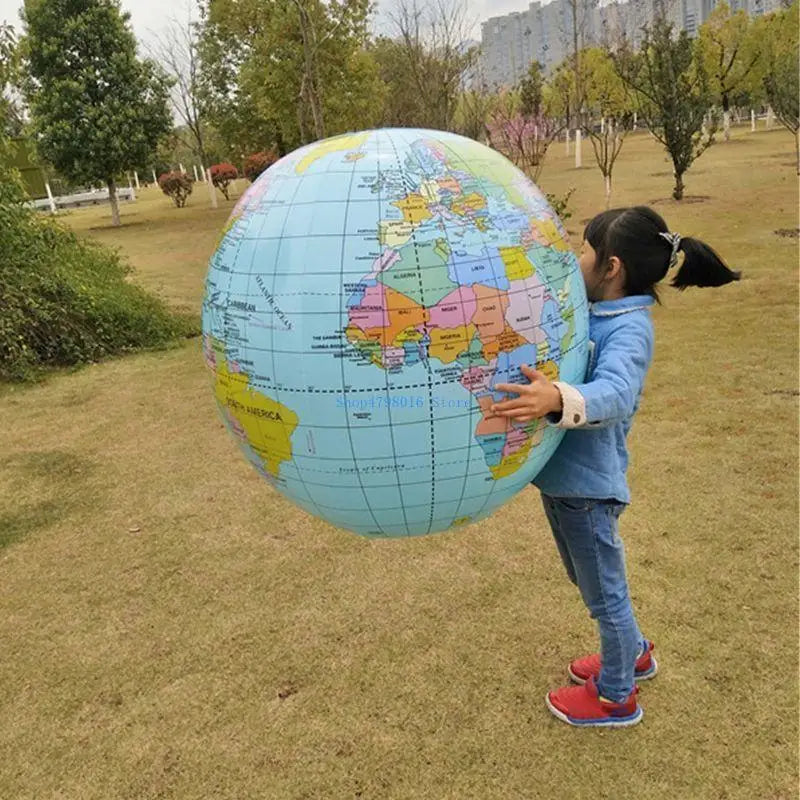 Accessoire gonflable globe éducatif multicolore
