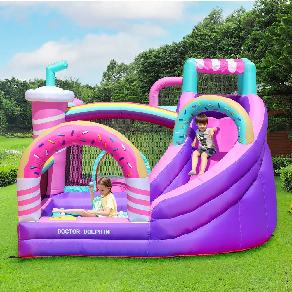 Château gonflable 3x3m avec toboggan vue d'ensemble