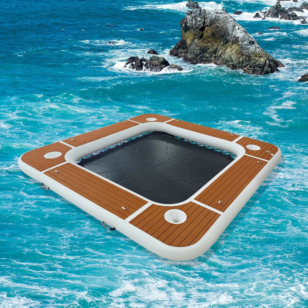 Plateforme Flottante Gonflable Hamac Aquatique en situation d'utilisation