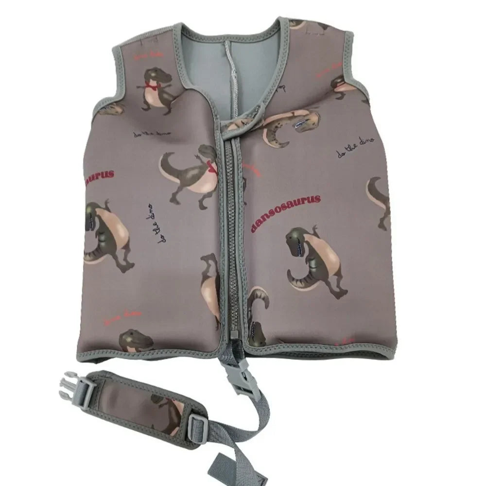 Vue finale du gilet de flottaison bébé avec accessoires