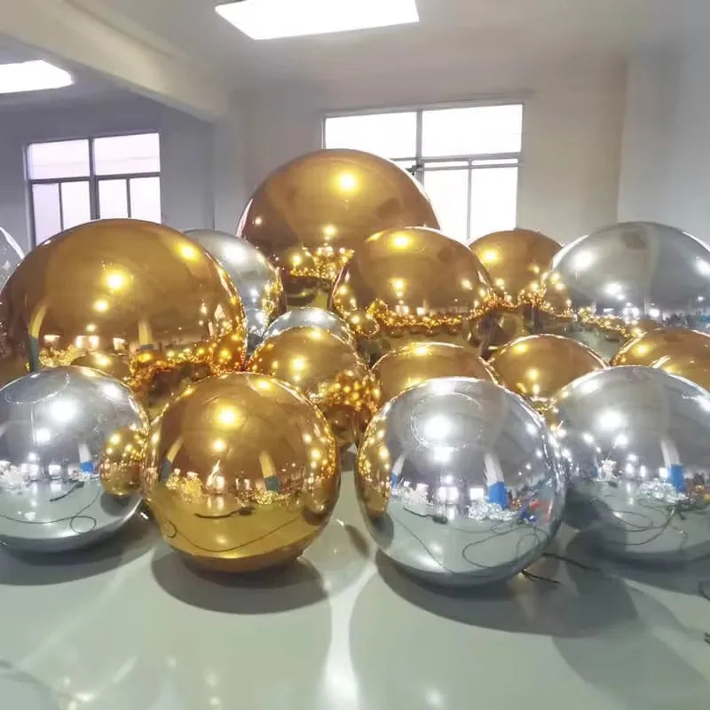 Décoration gonflable boule à miroir argentée