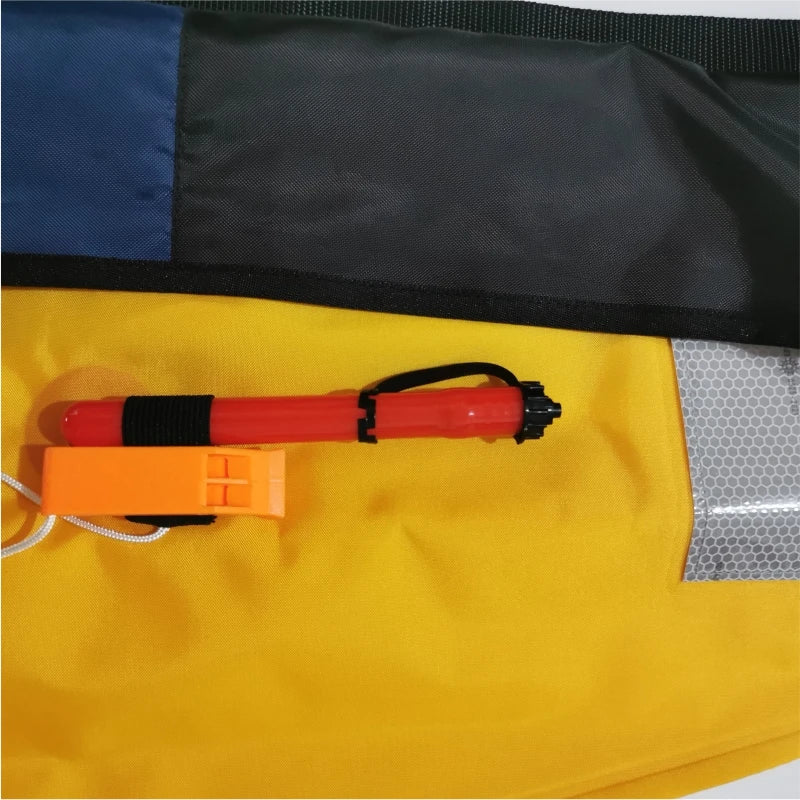 Accessoire Gonflable Gilet Sauvetage Manuel Canoë - détail de la boucle de réglage