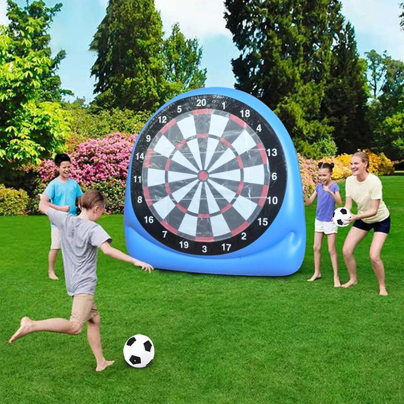 Cible gonflable utilisée lors d'une fête piscine