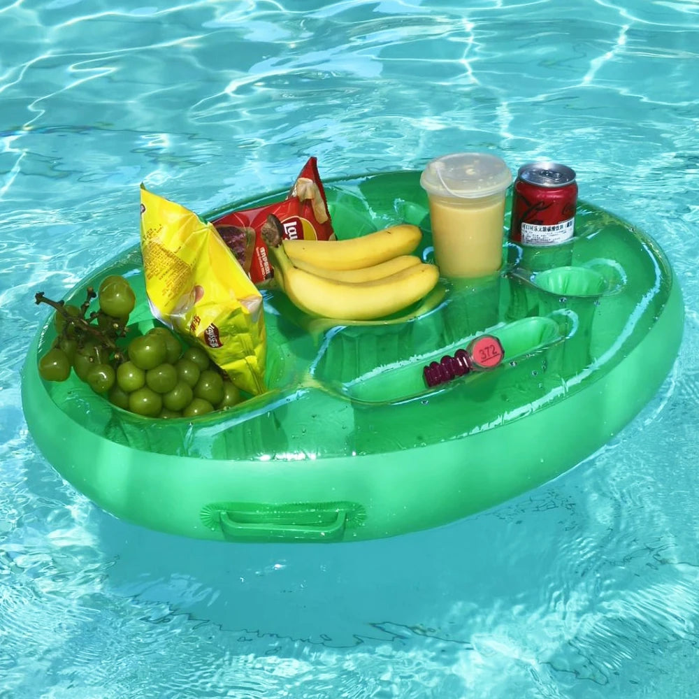 Plateau porte-gobelets gonflable flottant sur l'eau de la piscine