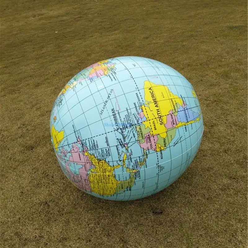 Détail des continents sur le globe gonflable