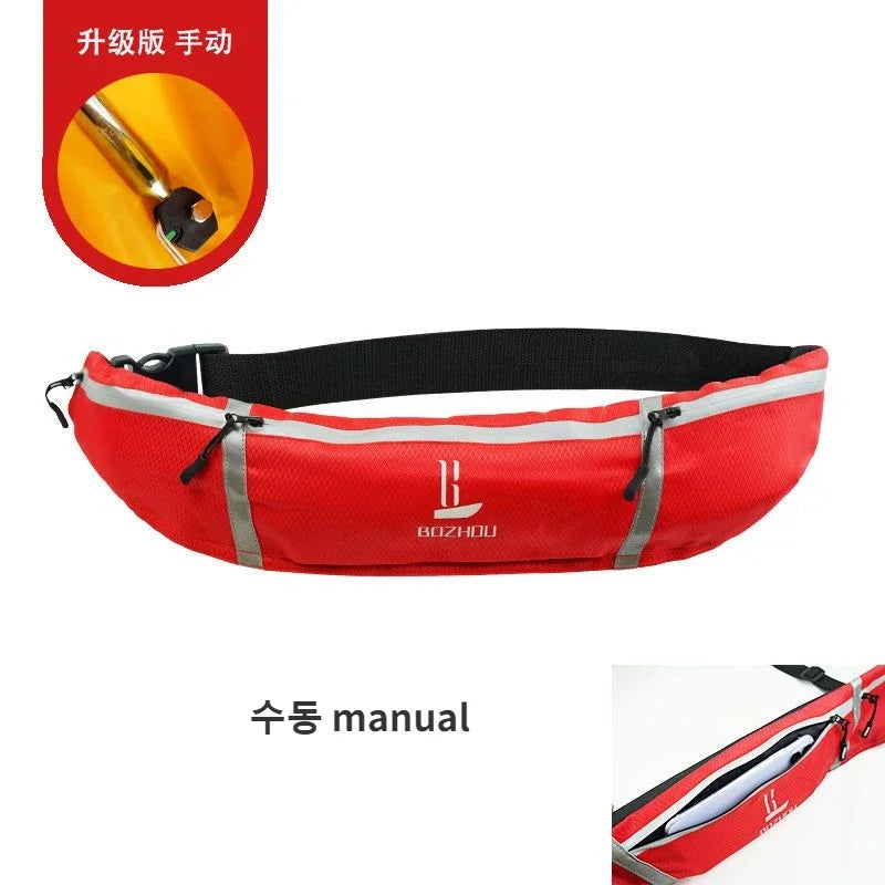 Ceinture de sauvetage gonflable portée lors d'une sortie en bateau