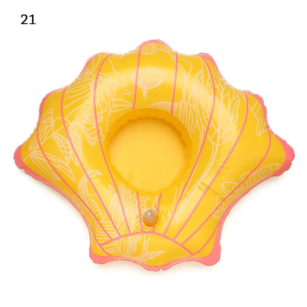 Porte-gobelet gonflable flottant modèle 16 flottant en piscine