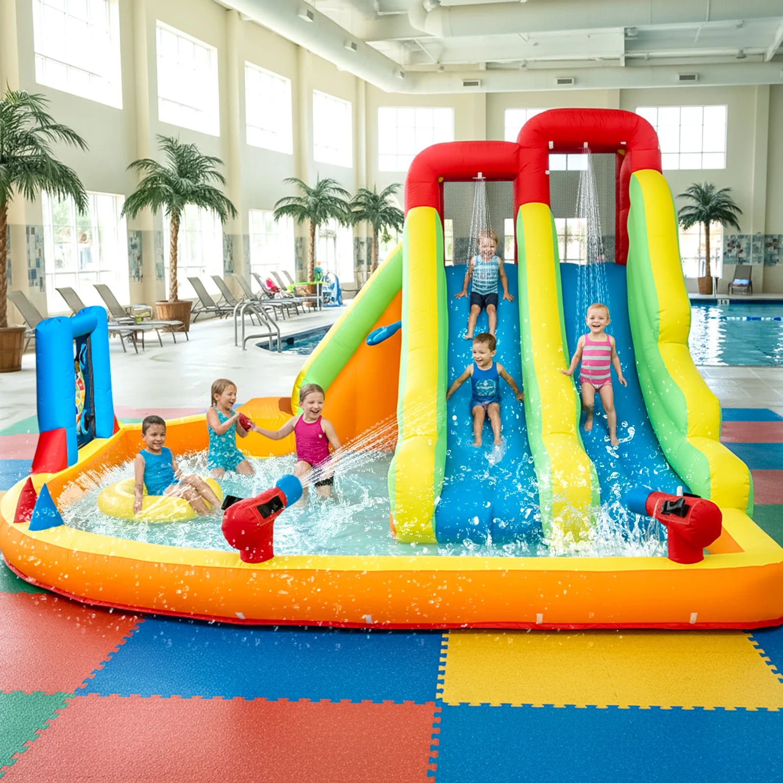 Piscine à jets d'eau du toboggan aquatique gonflable