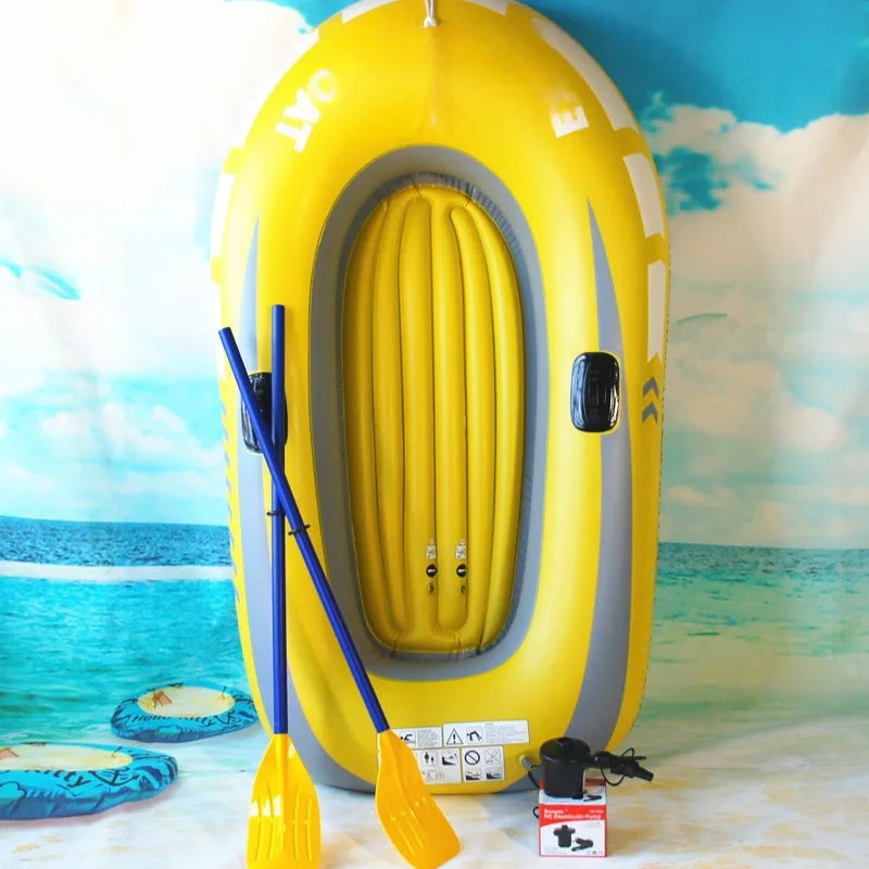 Bateau gonflable kayak rafting utilisé pour la pêche
