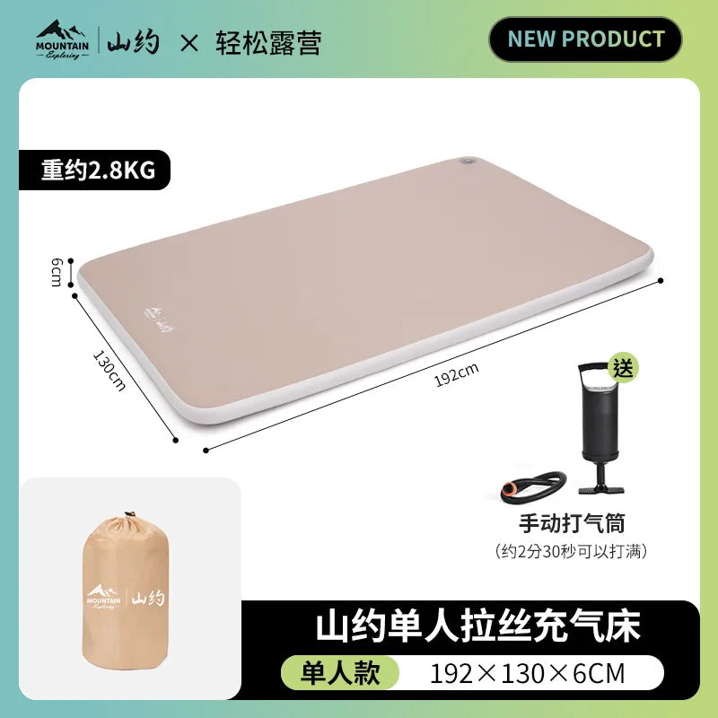 Matelas de camping gonflable utilisé en pleine nature