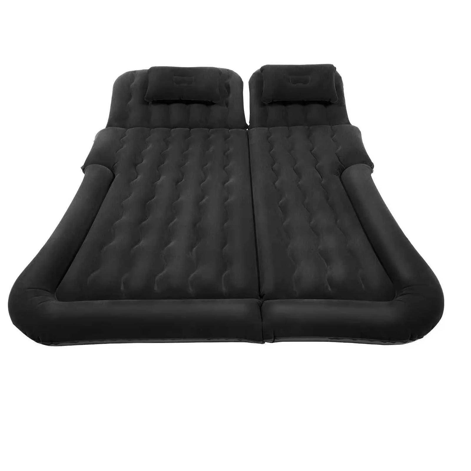 Matelas gonflable lit voiture installé sur siège arrière