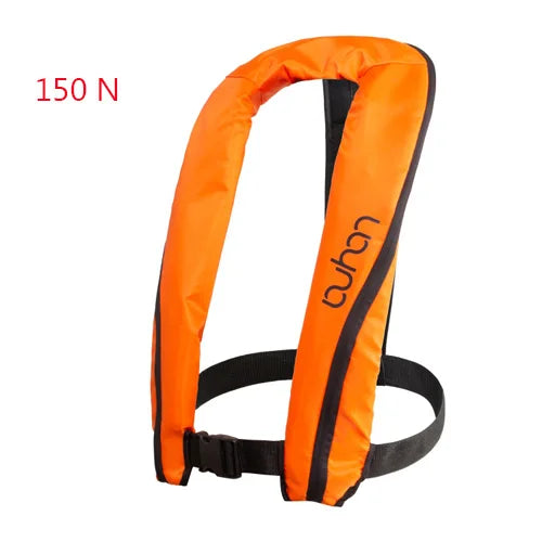 Gilet auto-gonflant porté lors d'une sortie de pêche