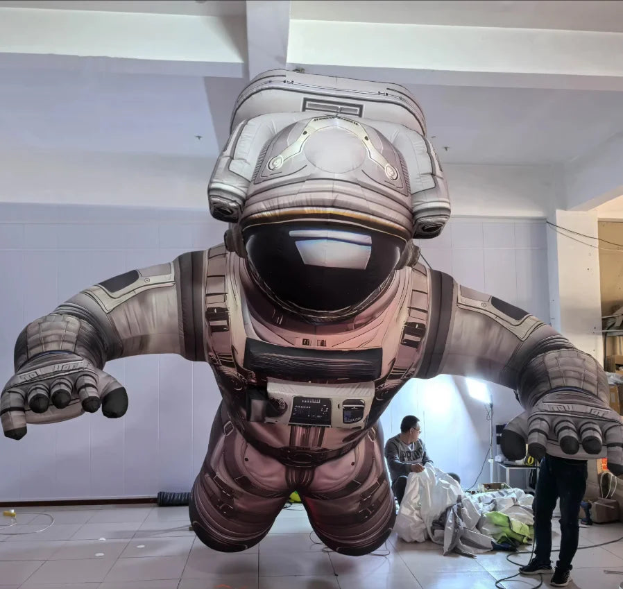 Stand gonflable astronaute LED vue de nuit