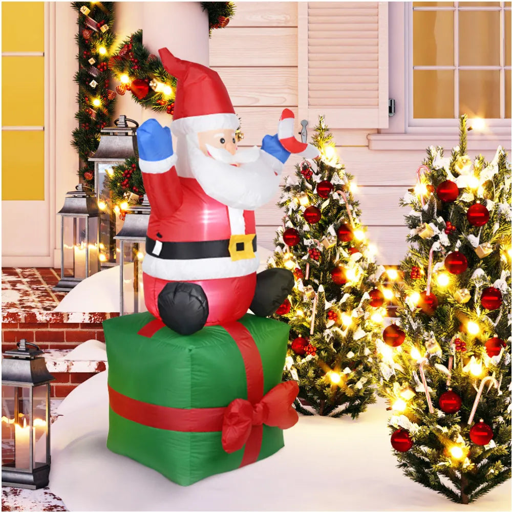Père Noël gonflable géant illuminé la nuit