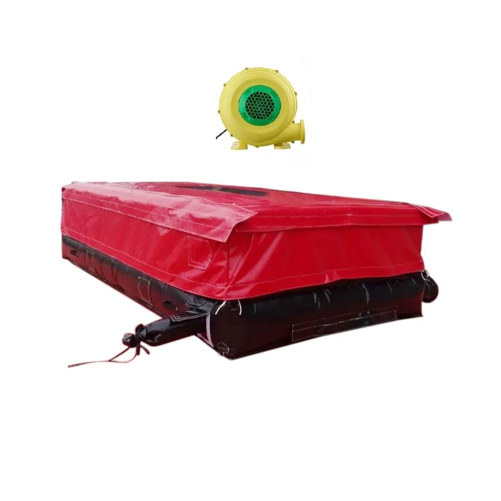 Cascadeur atterrissant sur airbag gonflable