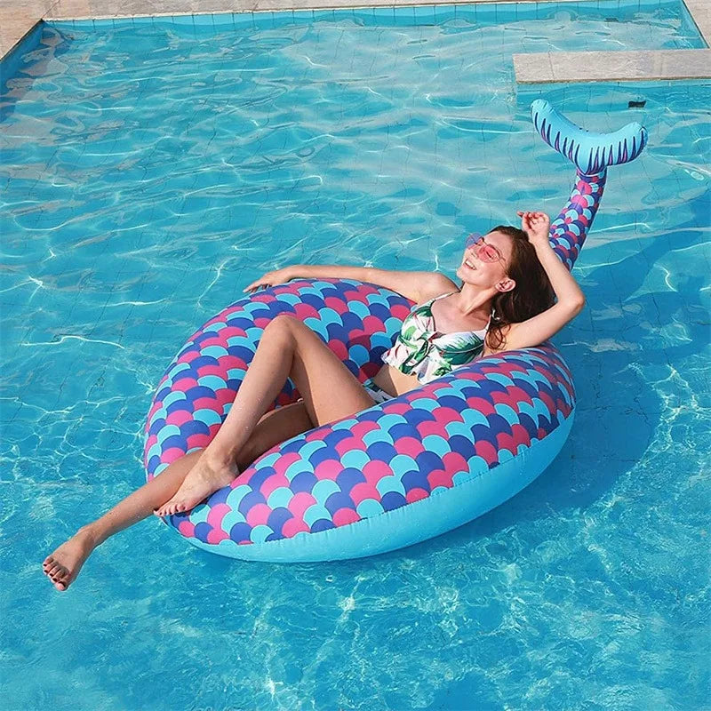 Flotteur gonflable sirène en piscine