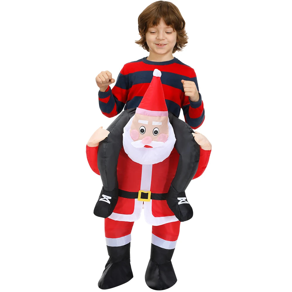 Famille en costumes gonflables Noël