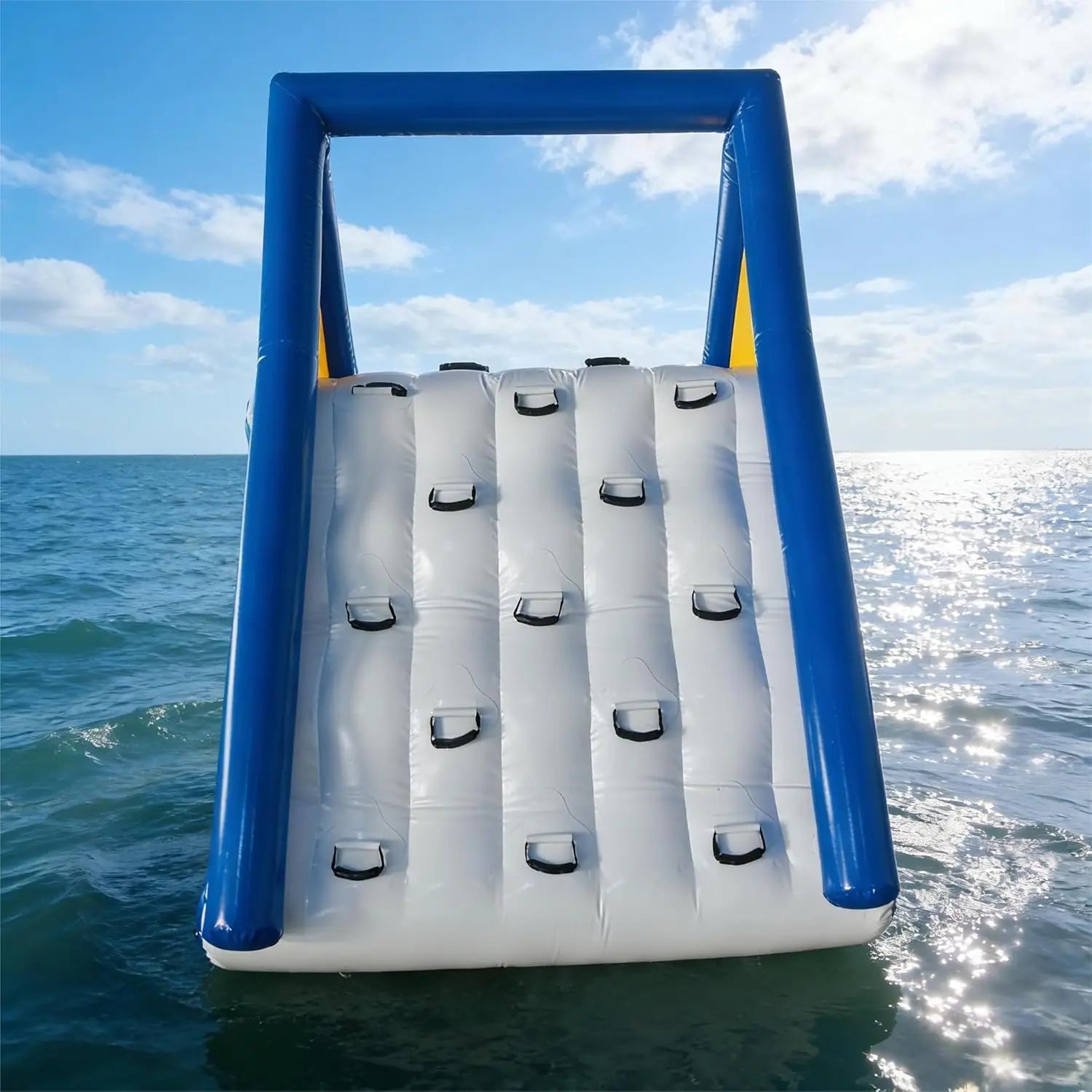 Détail du tarpaulin renforcé du toboggan aquatique gonflable