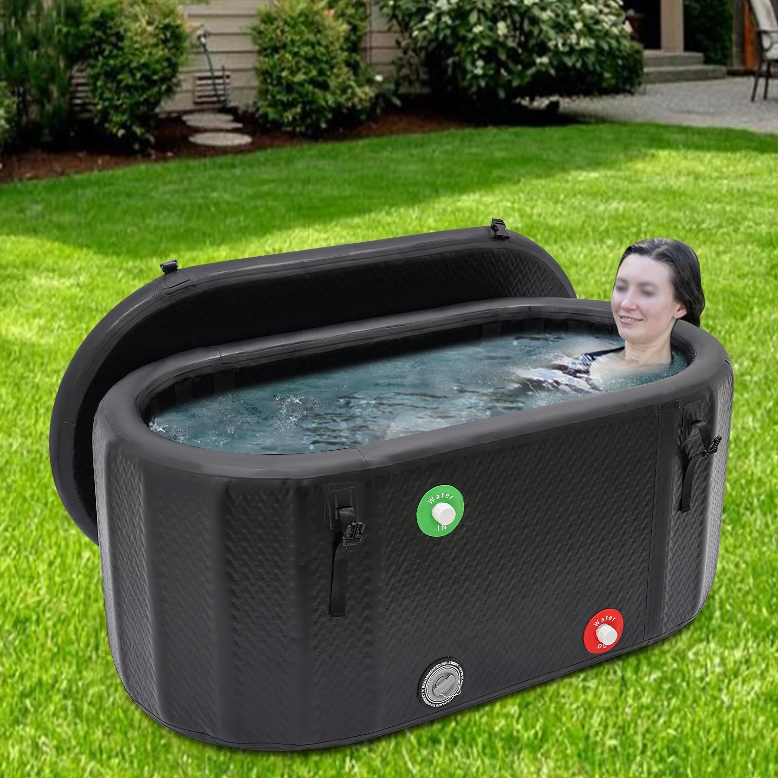 Baignoire gonflable de glace utilisée par un athlète