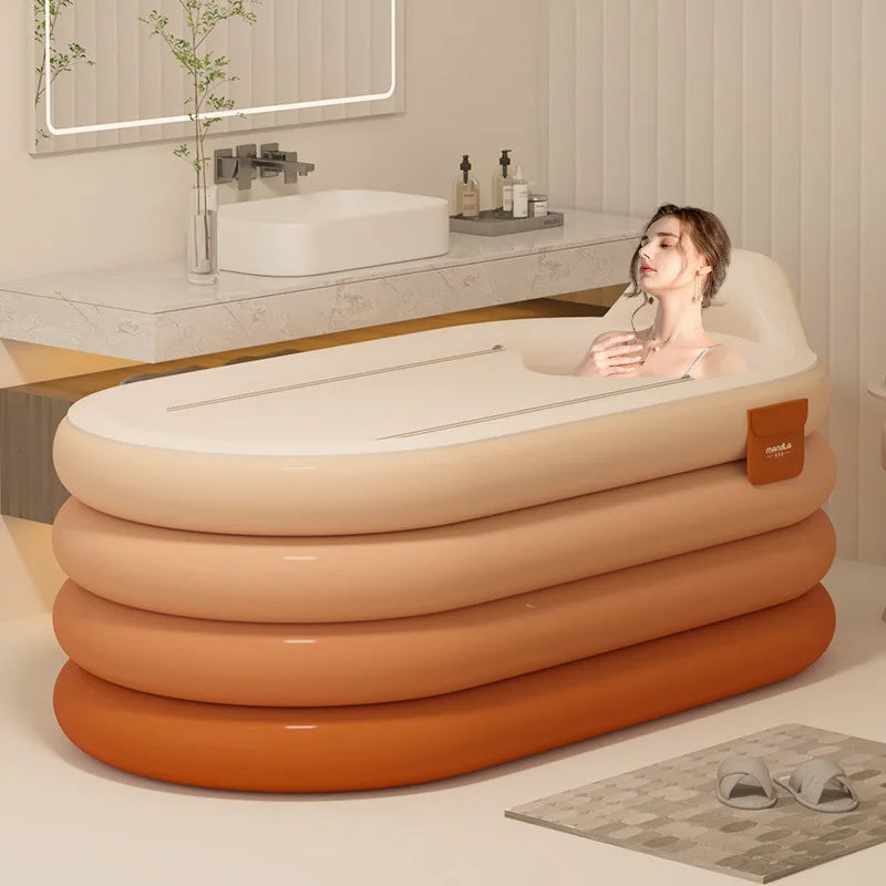 Baignoire gonflable domestique de 120 cm installée dans la salle de bain