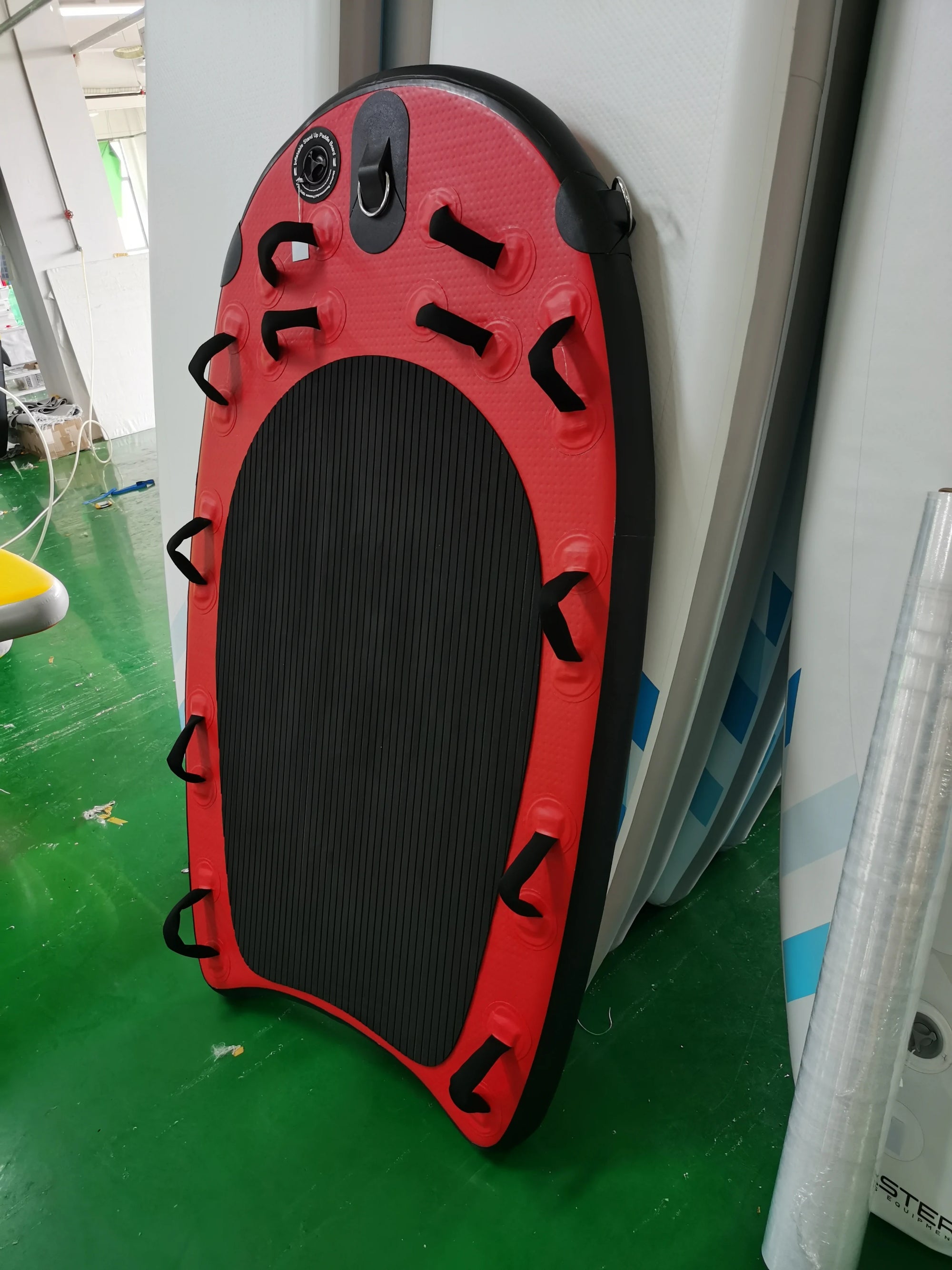 Planche de sauvetage gonflable en intervention nautique