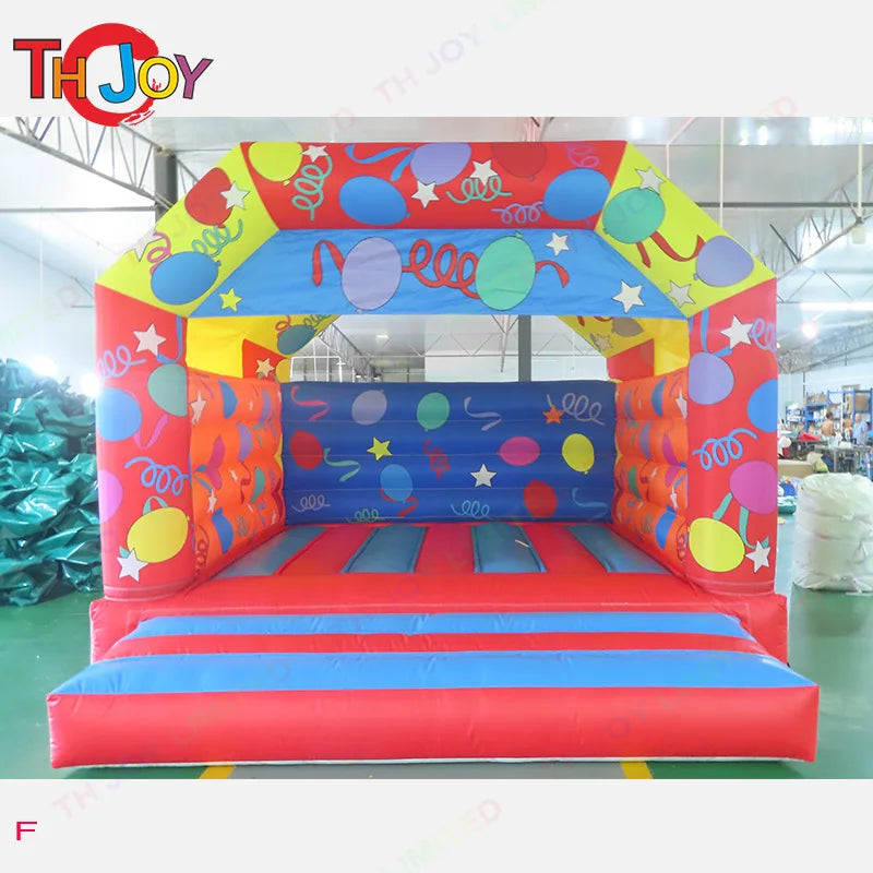 Château gonflable gâteau taille 4 x 4 m