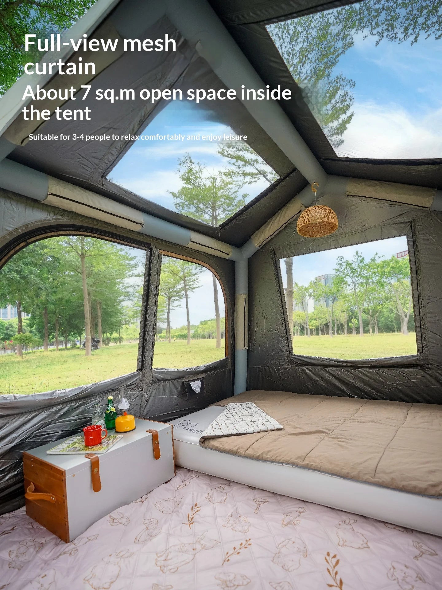 Tente gonflable chambre salon aluminium installée en camping