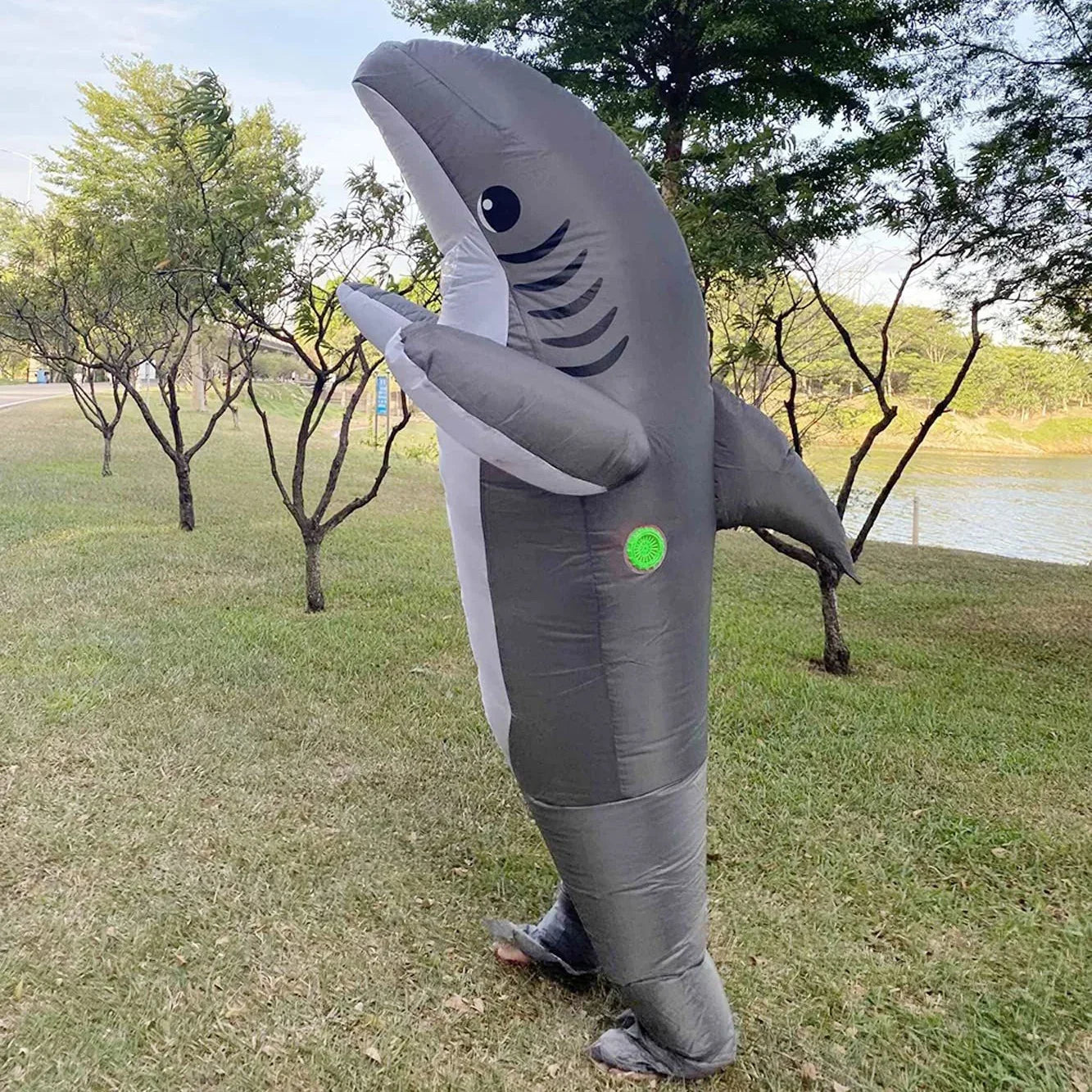 Costume requin gonflable bleu carnaval adulte