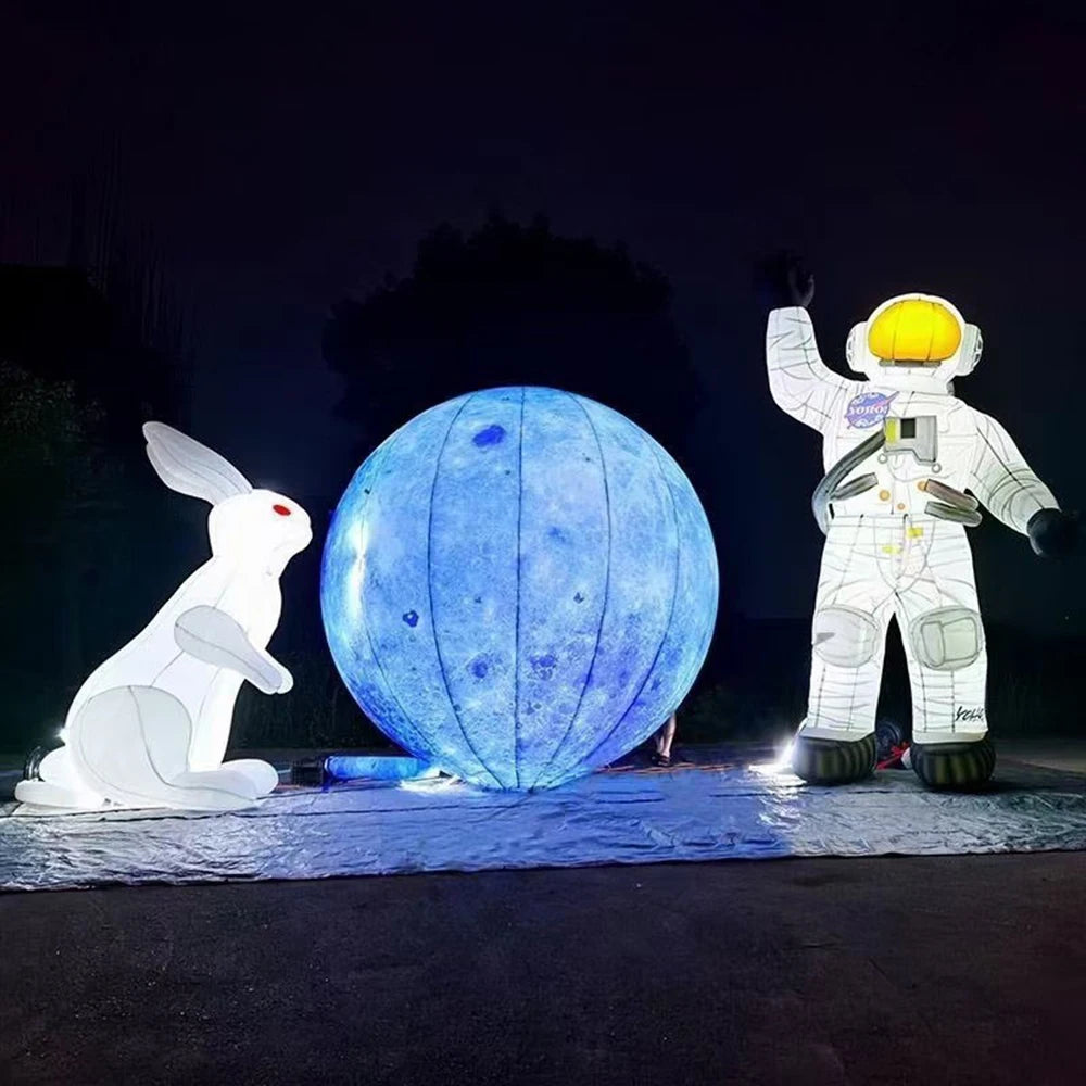Détail du tissu Oxford et des coutures renforcées de la décoration gonflable astronaute