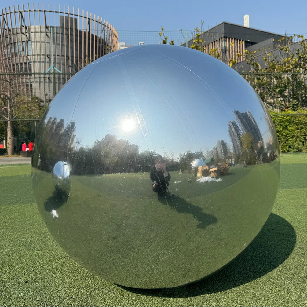 Sphère gonflable miroir colorée pour discothèque