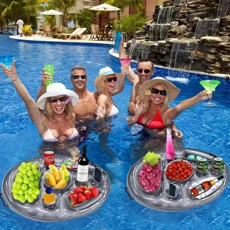 Accessoire gonflable utilisé lors d'une fête à la piscine