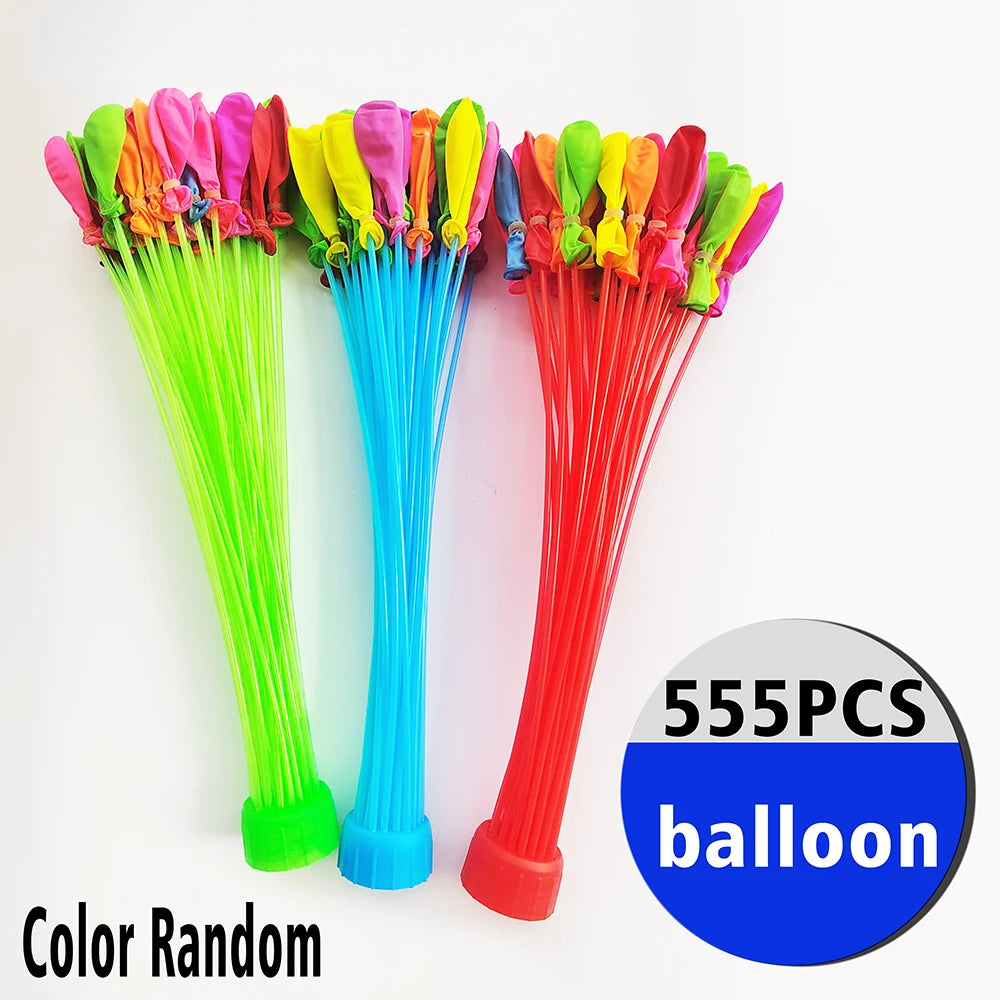 Ballons gonflables d'eau utilisés lors d'un anniversaire