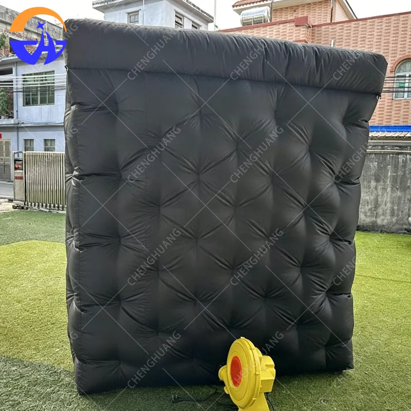 Stand gonflable installé en extérieur pour fête d'anniversaire