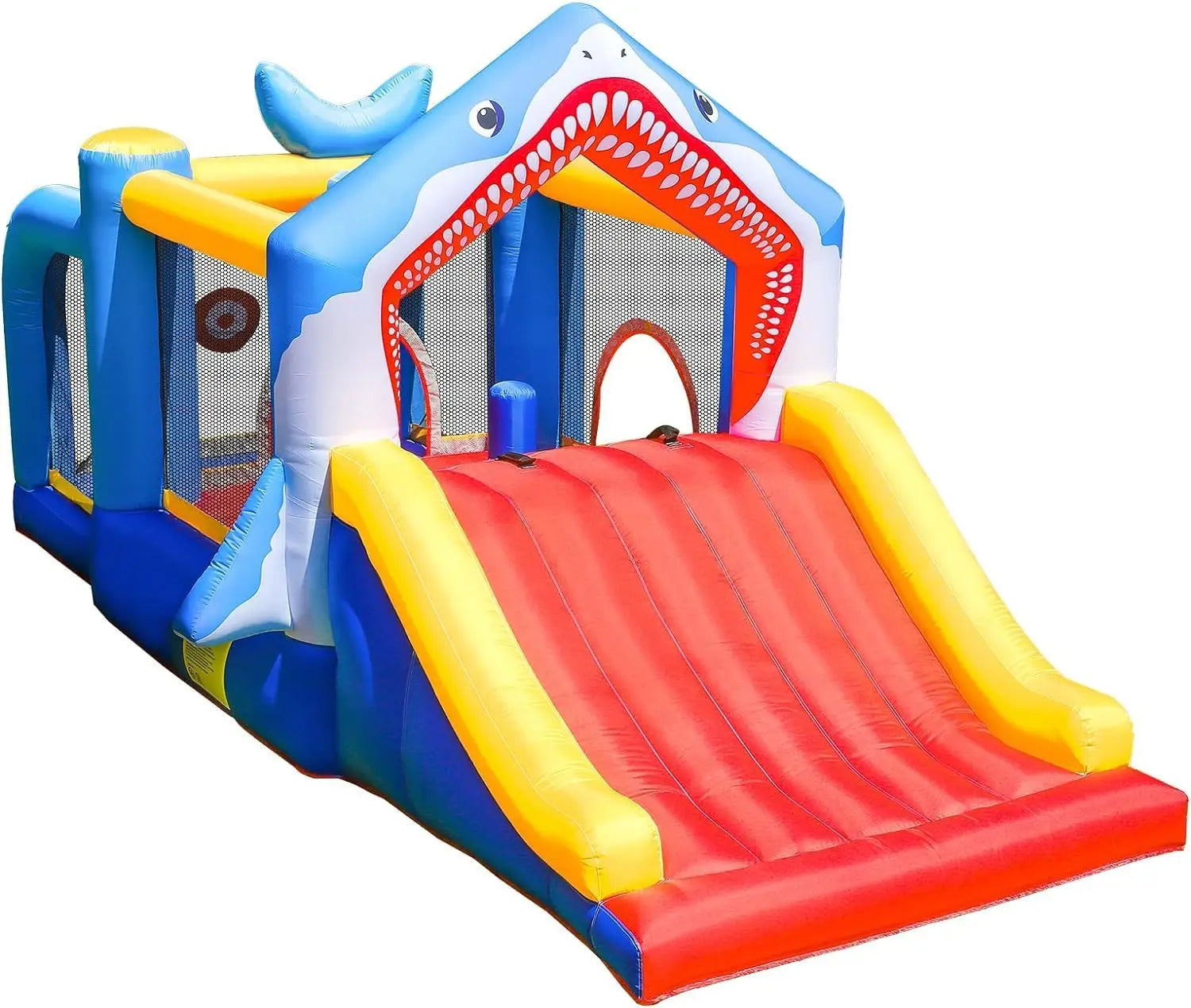 Château gonflable requin avec toboggan vue d'ensemble
