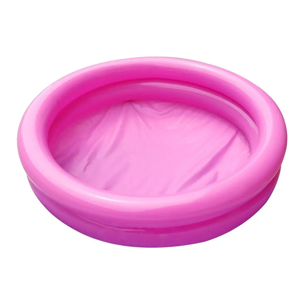 Piscine gonflable ronde bébé posée sur terrasse ensoleillée