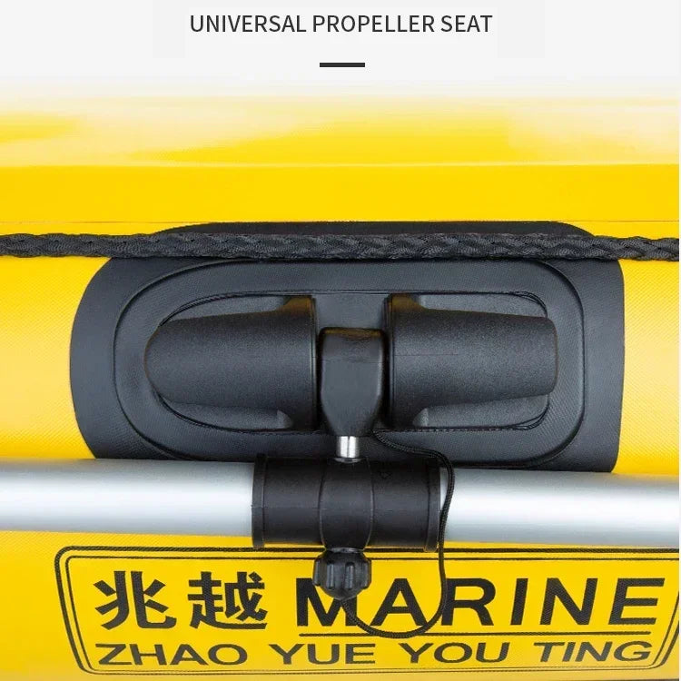 Bateau gonflable pêche rotatif avec pare-soleil installé